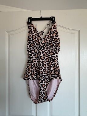 Leopard Print Pink One-Piece Swimsuit Womenโs XL